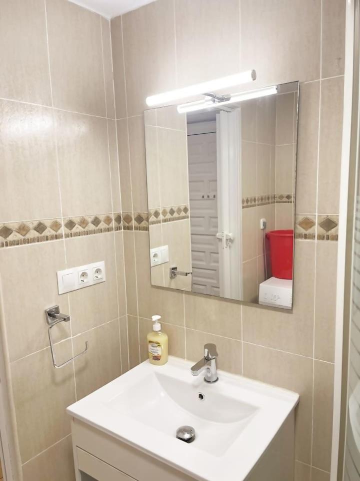 Apartamento Centrico Plazamar 4 Piscina 托雷德尔马尔 外观 照片